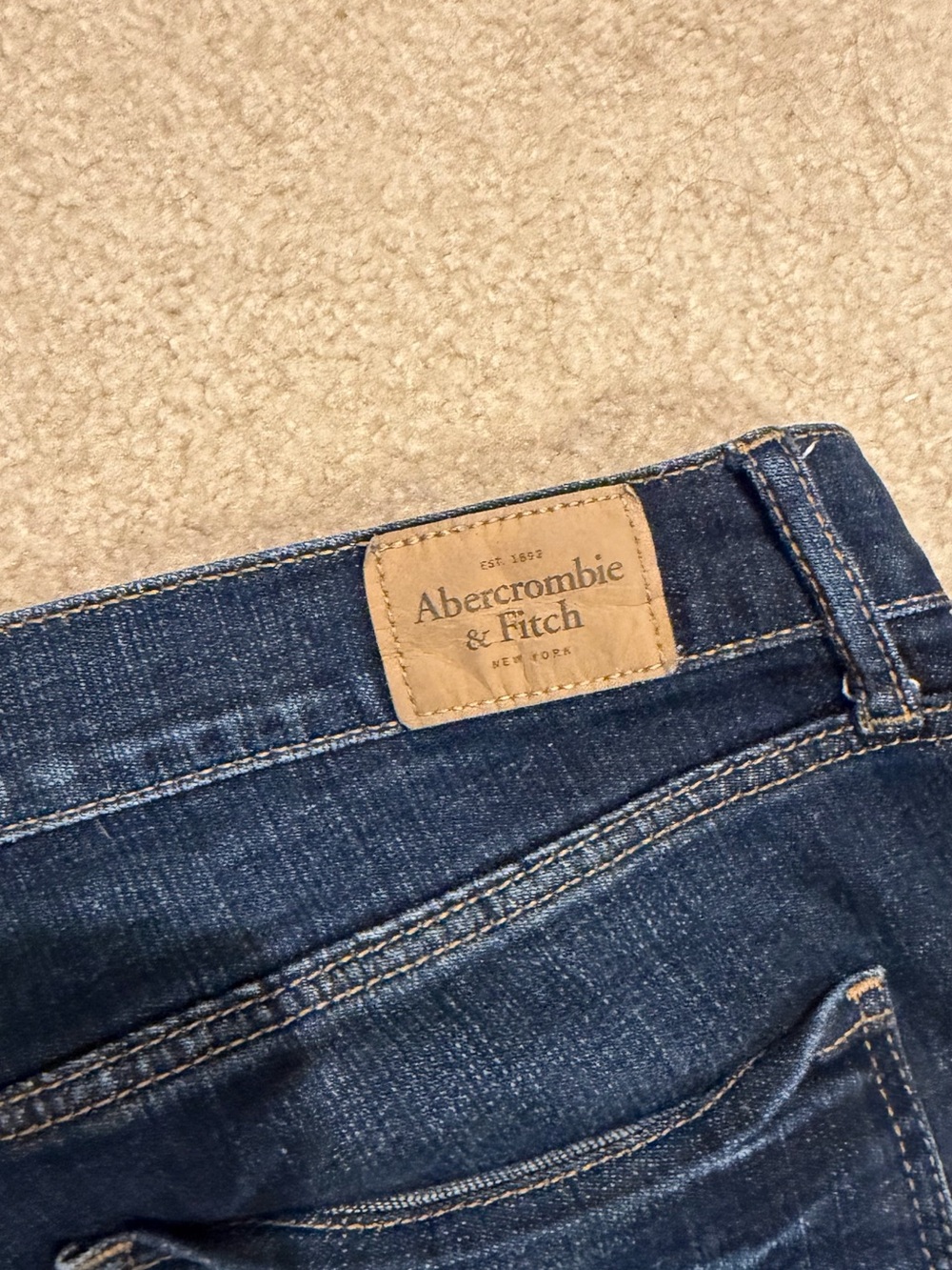 Abercrombie & Fitch Dark Blue Bootcut Jeans size 31x33 - Picture 5 of 7